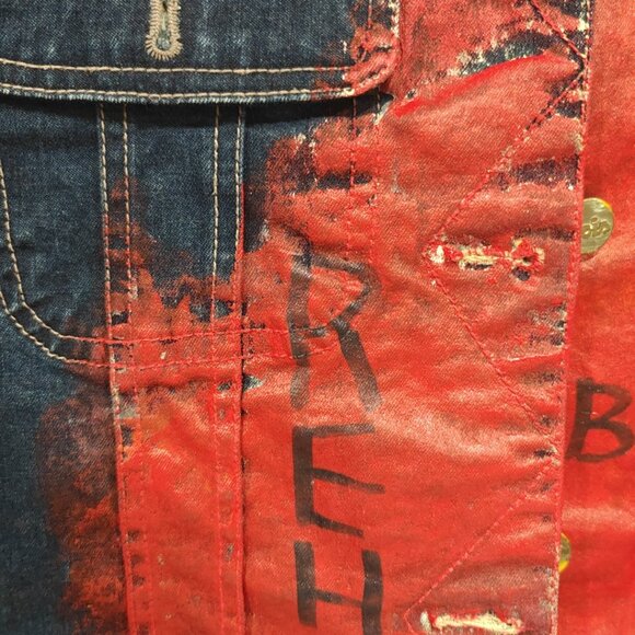 Custom Hand-Painted Lois Denim Jacket – Size S – One-of-a-Kind - Picture 4 of 5